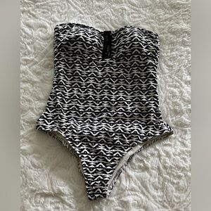 Lina one-piece swimsuit